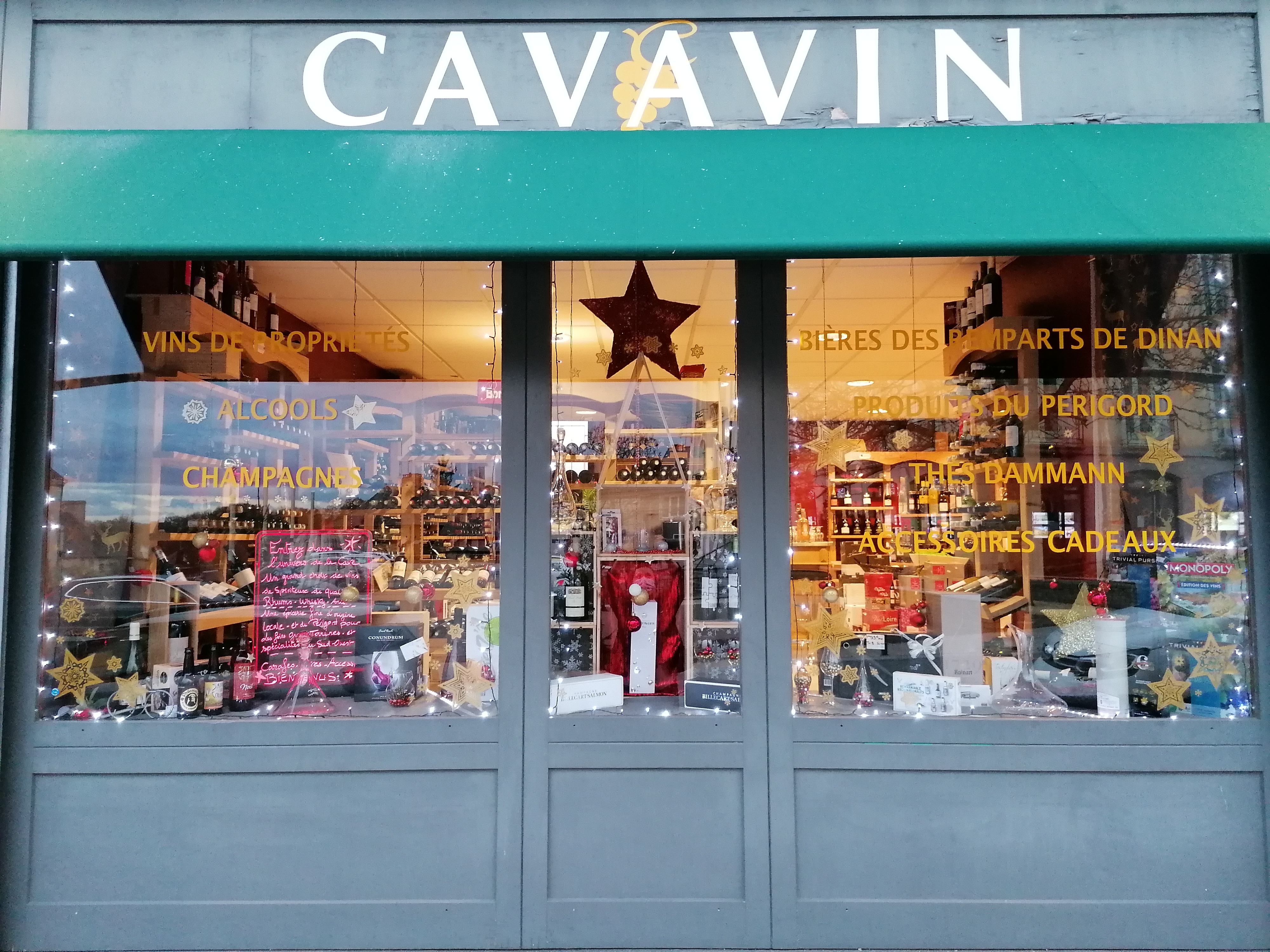 Devanture magasin Cavavin Bain de bretagne